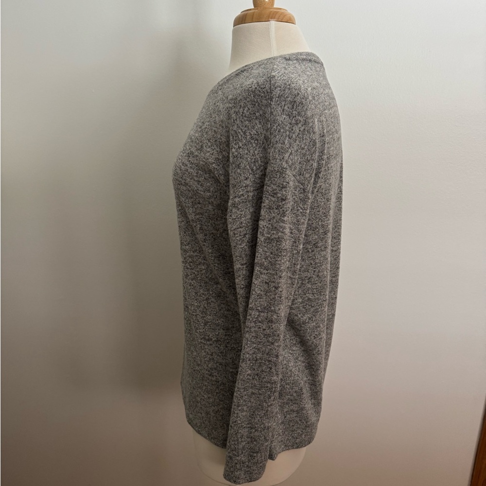 NWOT a new day Heather Gray Long Sleeve Tee Size S - Picture 2 of 6